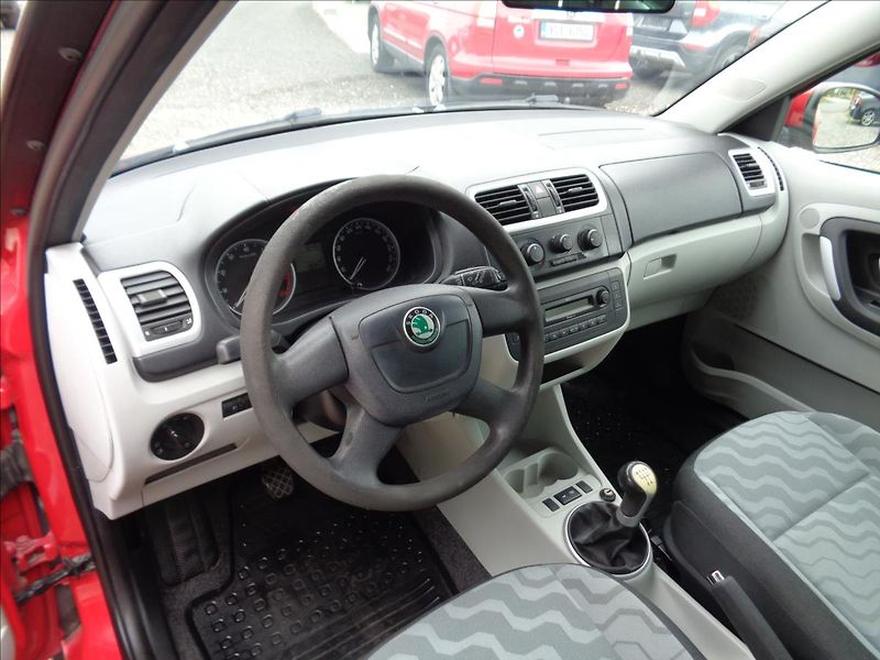 Škoda Fabia 1,2 - fotka 15 z 17