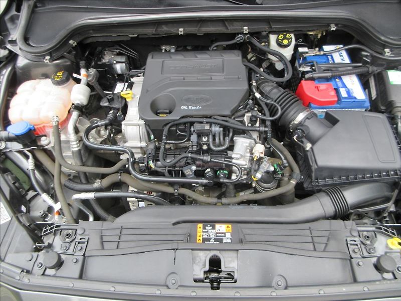 Ford Focus 1,0 i, Vyhř.sed,vol,okn, Navi, - fotka 29 z 29