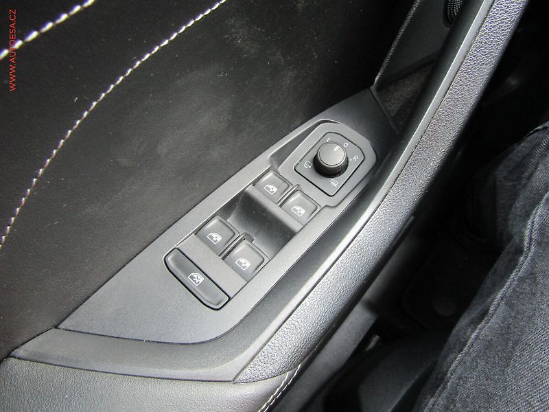 Škoda Kodiaq (2022) 2.0 TDi, Ambition, DSG, LED - fotka 15 z 20