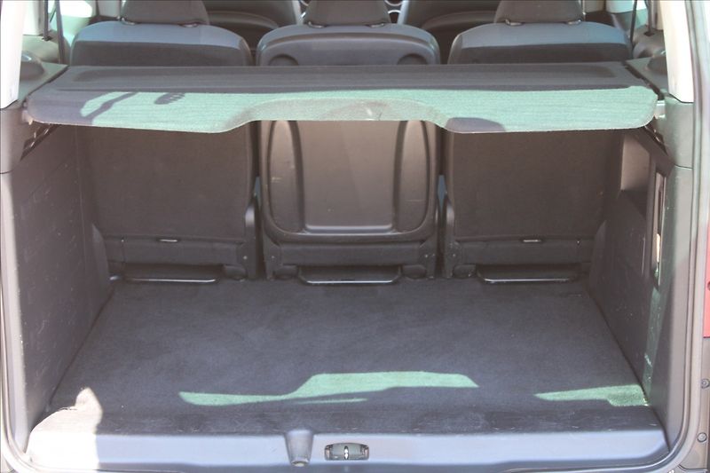 Citroën Berlingo 1,6 HDI  XTR,KLIMATIZACE - fotka 18 z 19