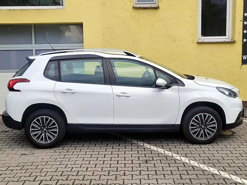 Peugeot 2008 1,2 MÁLO NAJETO*CZ,SERVIS - fotka 4 z 39