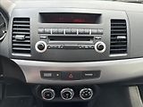 Mitsubishi Lancer 1,6 33 tis KM !! TOP STAV !! - náhled 16
