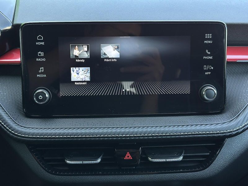 Škoda Fabia 1.0TSi Monte Carlo 116PS V.Coc - fotka 29 z 36