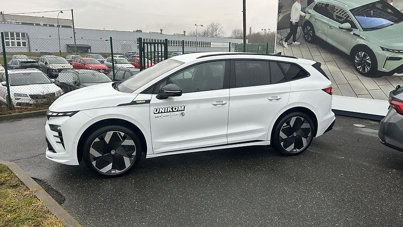 Škoda Enyaq (2025) RS 85 FL TČ MAXX - fotka 2 z 23