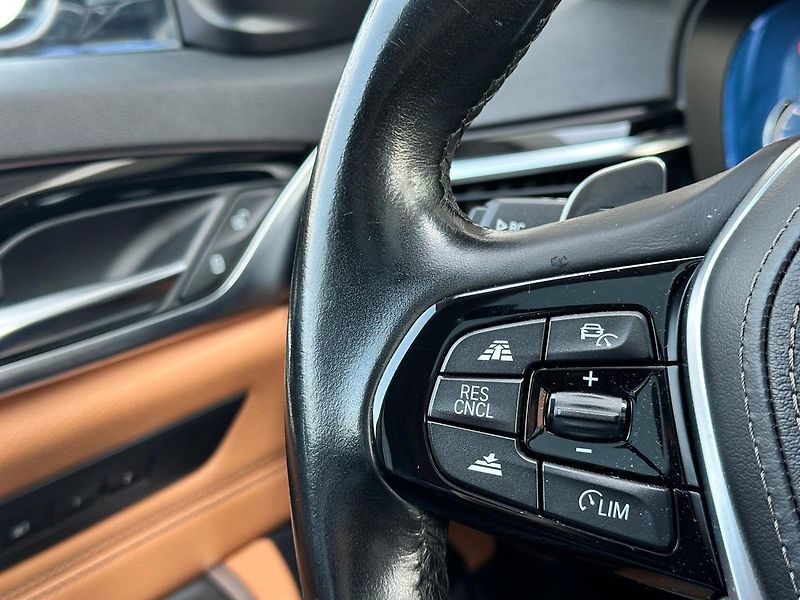 BMW Řada 6 630D GT, HUD, Vzduch, 360° - fotka 18 z 21