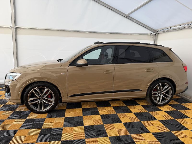 Audi Q7 3.0Tdi*7-mist*CZ*DPH*S-Line - fotka 4 z 48