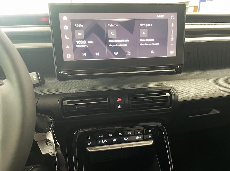 Citroën C3 Aircross (2026) MAX Hybrid 145k Aut 7 míst - fotka 18 z 25