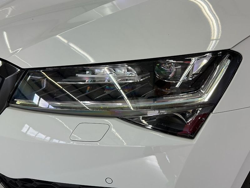 Škoda Superb 2.0TSI 206KW DSG 4X4 SPORTLINE - fotka 8 z 34
