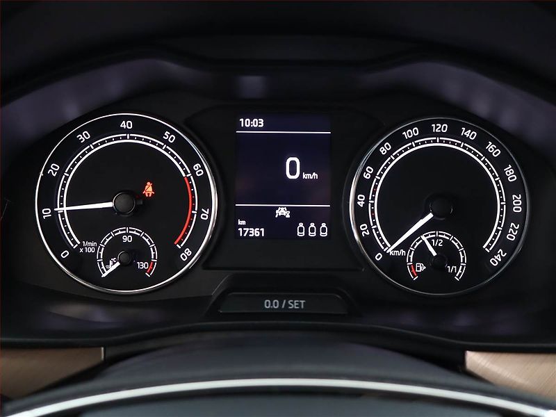Škoda Kamiq (2023) Style 1.0 TSI - fotka 9 z 17