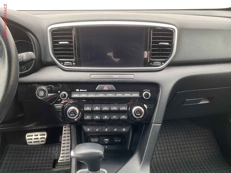 Kia Sportage (2021) 1.6CRDi 4x4, 2.maj,ČR, GT - fotka 12 z 20