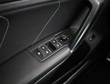 Volkswagen Tiguan (2018) R-Line 2.0 TDI - náhled 18