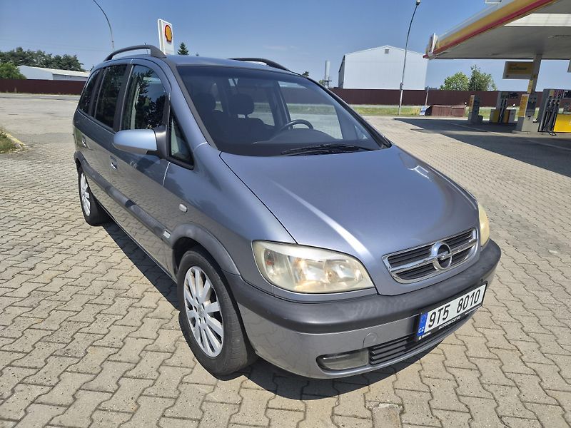 Opel Zafira (2003) 1,6 - fotka 2 z 9