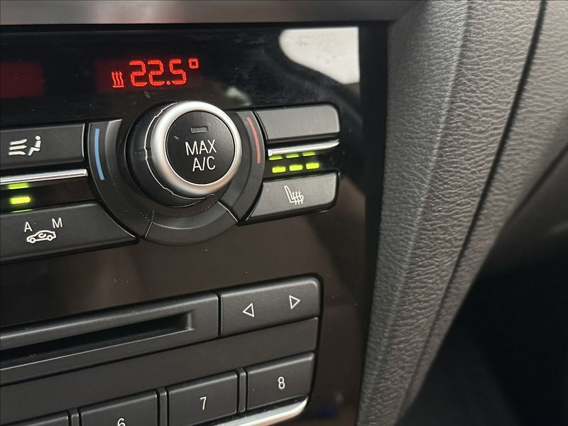 BMW X3 3,0 35d 4X4 M DPH KŮŽE LED ČR - fotka 29 z 49
