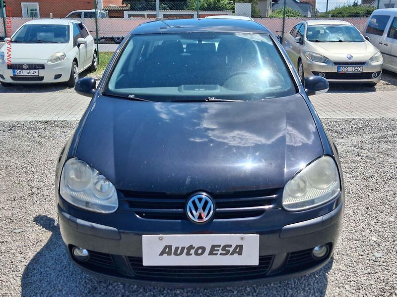 Volkswagen Golf (2005) 1.9 TDi, AT - fotka 2 z 16