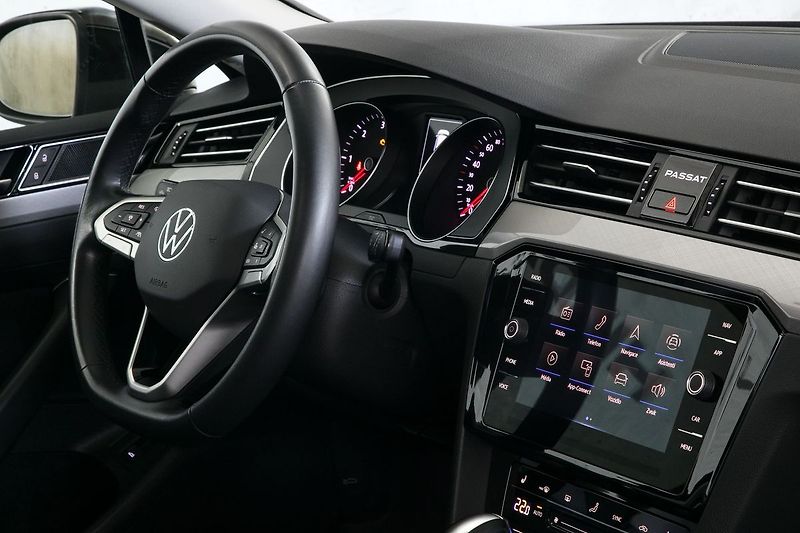 Volkswagen Passat 2.0TDI 110kW DSG ACC Pano Tažn - fotka 13 z 27