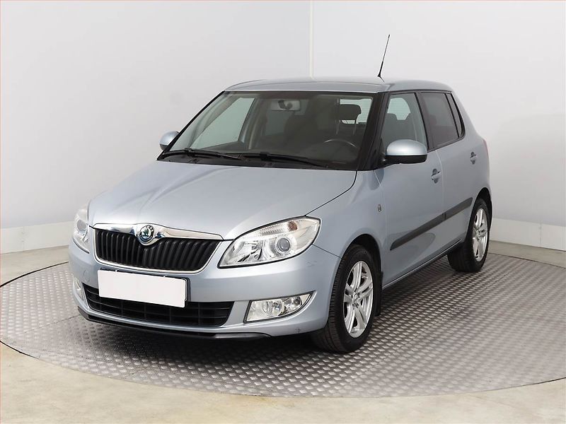 Škoda Fabia (2010) 1.2 12V, Tempomat - fotka 2 z 11