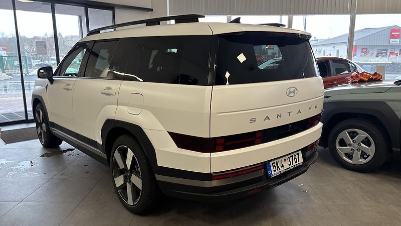 Hyundai Santa Fe (2025) 1.6TGDI HEV 7S PREMIUM PNM - fotka 5 z 14