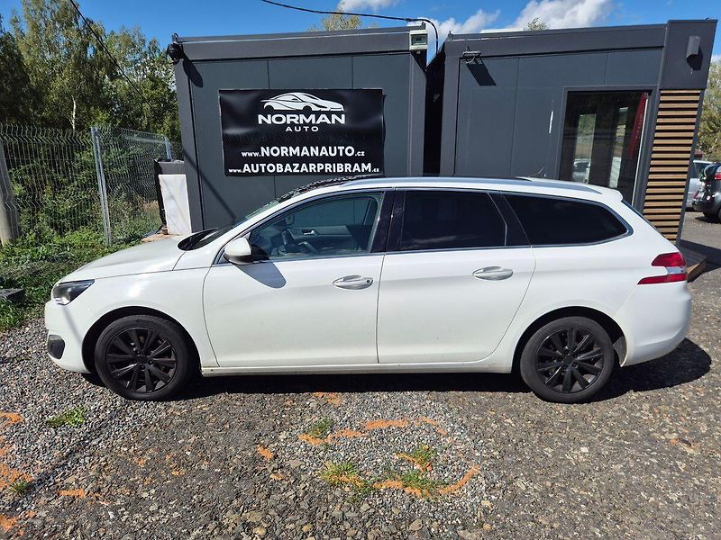 Peugeot 308 1.6HDi 88kW, odpočet DPH - fotka 8 z 25