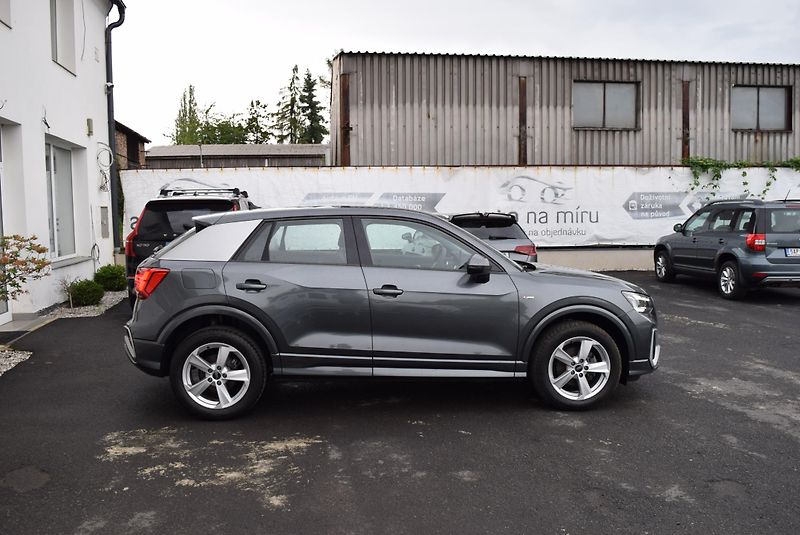 Audi Q2 (2025) 1.5TSI 110kw 35TFSI S-LINE NAV - fotka 7 z 46