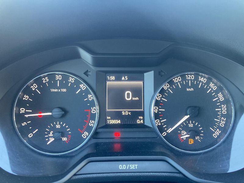 Škoda Octavia (2015) III. 1.6 TDI, Navigace - fotka 20 z 34