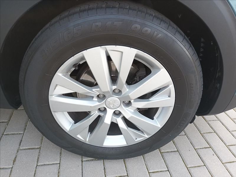 Peugeot 5008 1,6 HDI,88KW,ČR,7MÍST,NAVI,TZ, - fotka 22 z 46