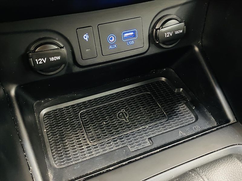 Hyundai Tucson 1,6 T-GDi 130kW 4x4 - fotka 20 z 26
