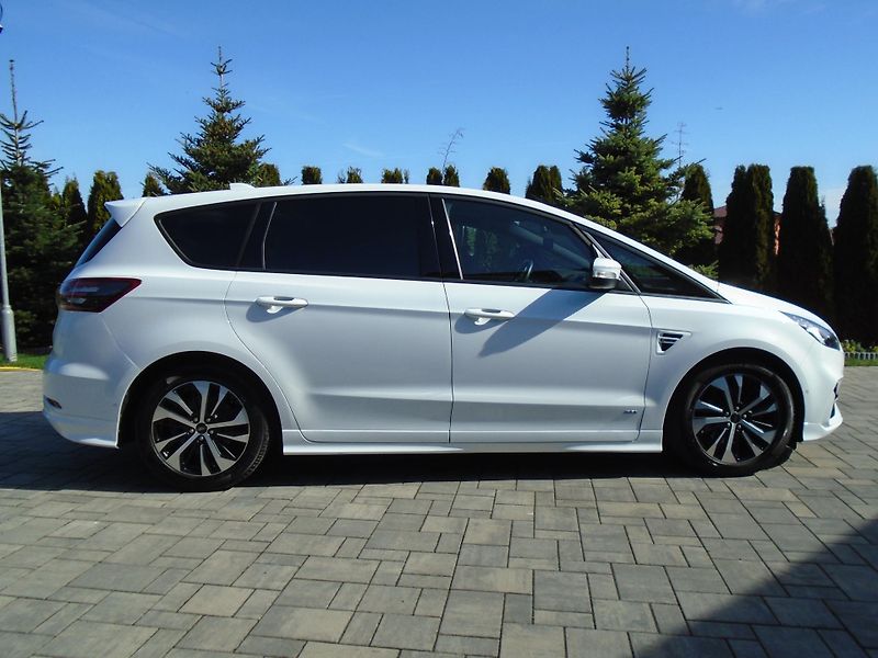 Ford S-MAX 2,0EcoBlue 140kW AWD ST-Line A - fotka 7 z 50