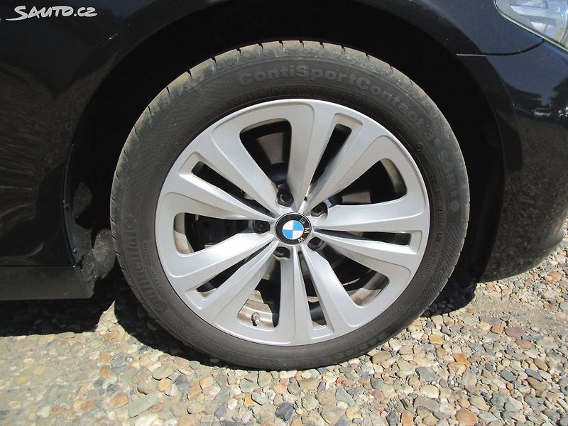 BMW Řada 5 3.0D-4x4-190KW-KOUPEN V ČR - fotka 10 z 37