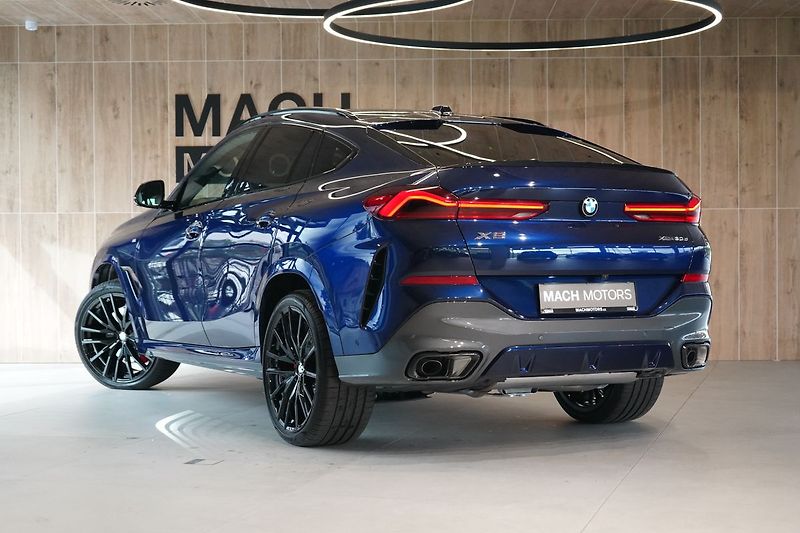 BMW X6 30d xDrive, Vzudch, Masáž - fotka 11 z 47