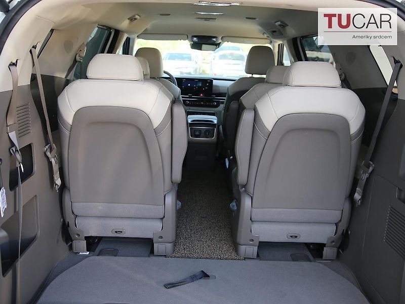 Kia Carnival (2024) 1.6 HEV Automat 6+3 Místa  - fotka 35 z 40