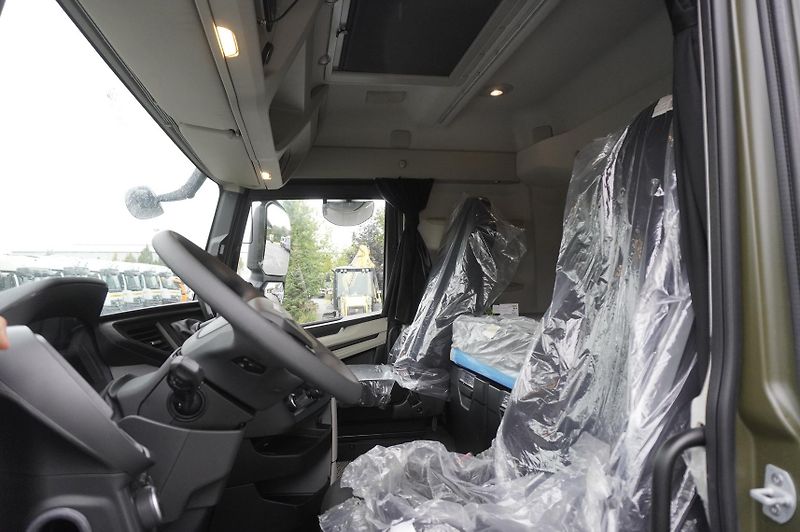 Iveco S-WAY (2026) AS260S460Y-FP / FULL ADR - fotka 14 z 24