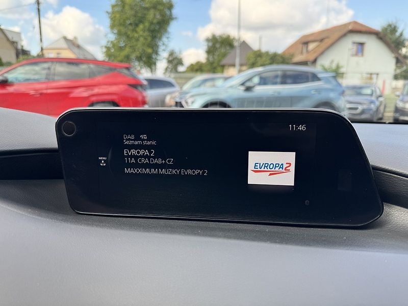 Mazda 3 (2019) 2.0i G122 LED Navi Bose Kamera - fotka 12 z 50
