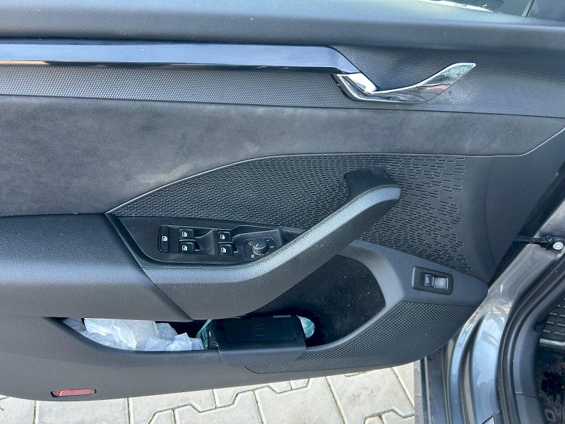 Škoda Octavia (2023) COM RS TD 147/2.0 A7A - fotka 20 z 33