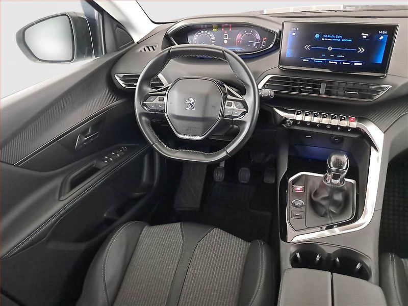 Peugeot 3008 (2022) 1.5 BlueHDi, Serv.kniha, Kůže - fotka 7 z 18