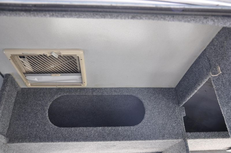 Mercedes-Benz Sprinter 212D 2.9 90kW OBYTNÁ VESTAVBA - fotka 13 z 14
