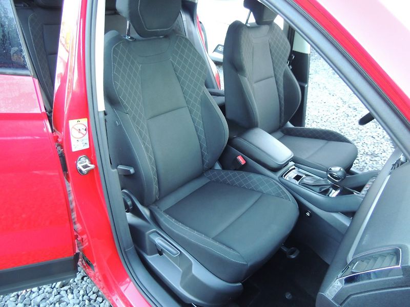 Škoda Karoq (2020) 1.5TSI,110kw,DSG,TZ,ČR,1maj. - fotka 15 z 45