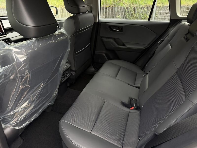 Toyota RAV4 FWD EXECUTIVE SKLADOVÝ VŮZ - fotka 7 z 10