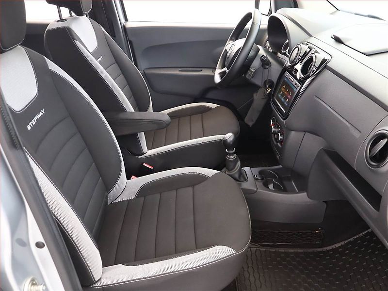Dacia Lodgy (2020) Stepway 1.3 TCe, 7 míst - fotka 7 z 13
