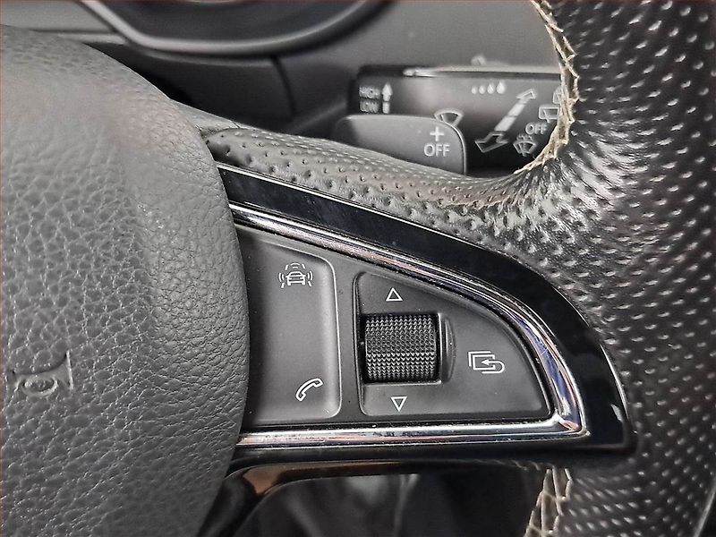 Škoda Octavia (2015) RS 2.0 TDI, Automat, Kůže - fotka 19 z 24
