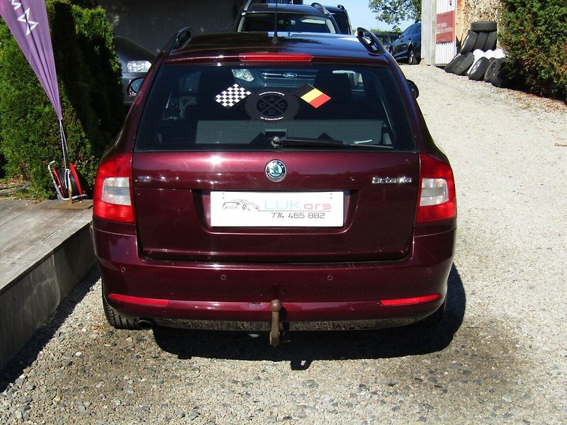Škoda Octavia (2010) 1.6 TDI 77kW  DSG - fotka 12 z 34