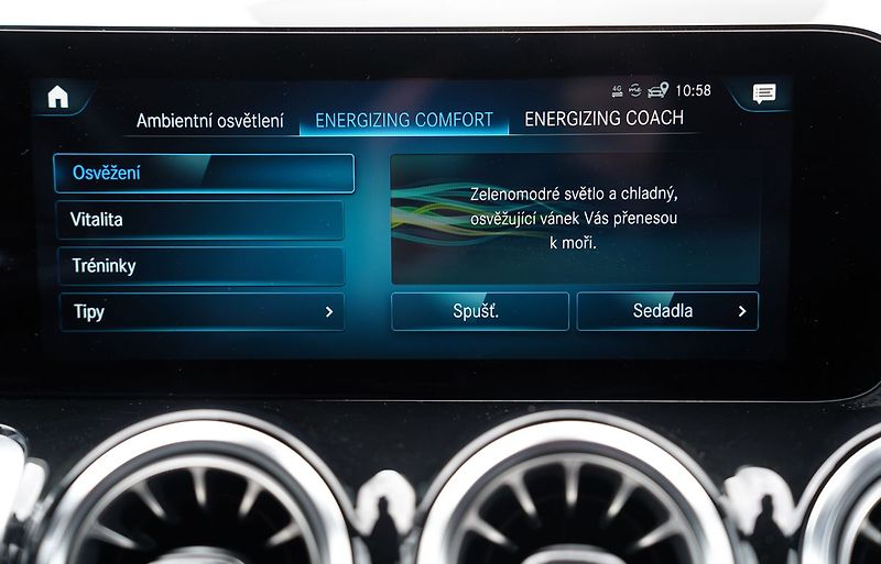 Mercedes-Benz GLB 200d 4Matic/AMG/AT/150 PS/Led - fotka 44 z 50