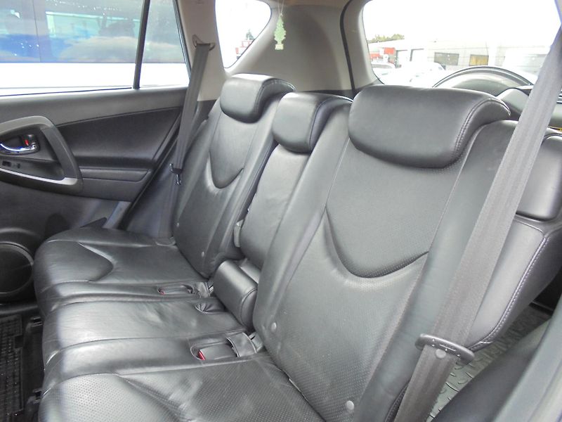 Toyota RAV4 (2009) 2.2 D-4D- 4x4- DIGIKLIMA- KŮŽE - fotka 11 z 11