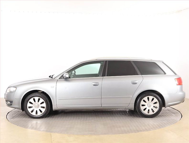 Audi A4 (2005) 2.0 TDI, Automat, Xenony - fotka 3 z 15