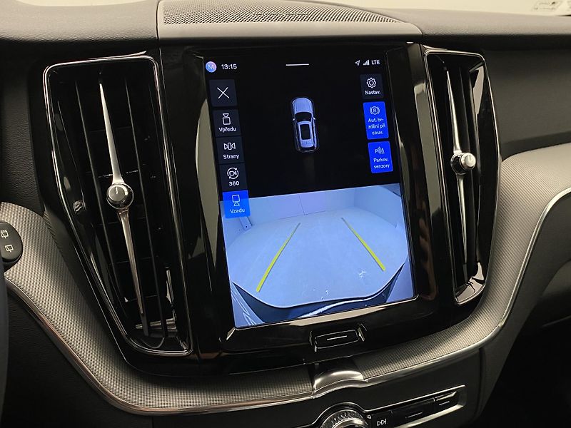 Volvo XC60 B4 AWD BRIGHT PLUS AUT - fotka 53 z 58