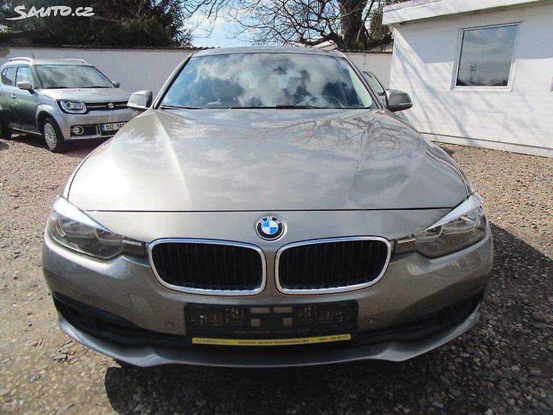 BMW Řada 3 318d-xDrive-4x4-2,0D-110KW-Fac - fotka 2 z 44