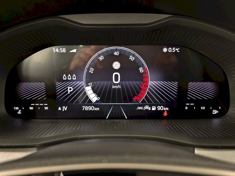 Škoda Kamiq (2024) 1.0 TSI 85 kW DSG Top Selectio - fotka 7 z 29