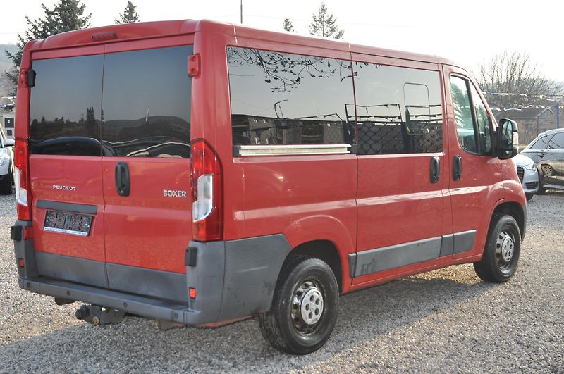 Peugeot Boxer 2.2HDi 96kW BUS 8.míst  - fotka 3 z 18