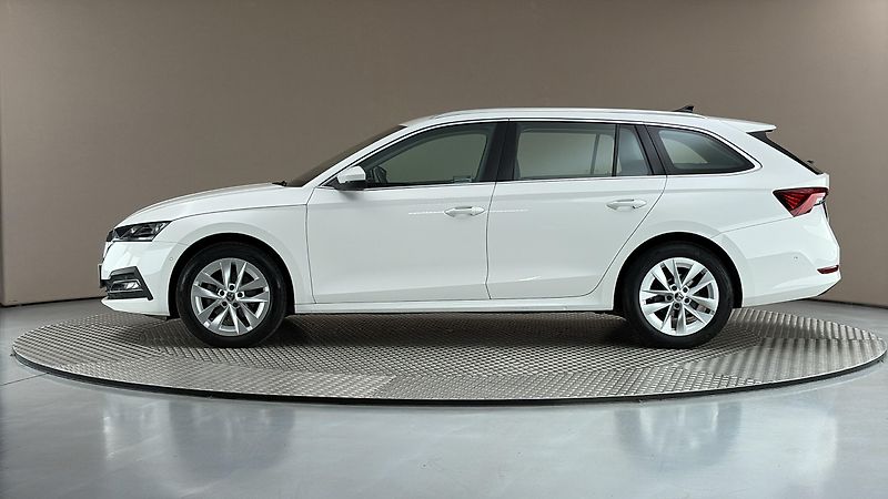 Škoda Octavia 2.0 TDI DSG Style Combi - fotka 4 z 27
