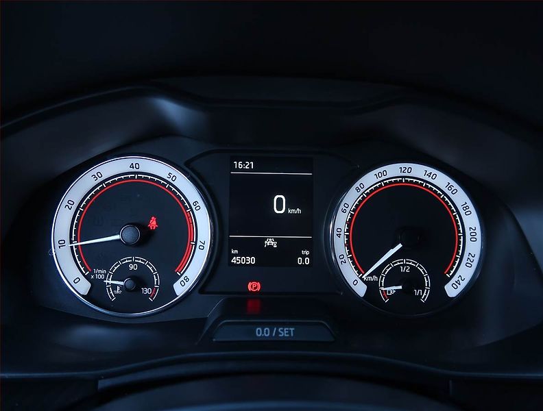 Škoda Scala (2022) Monte Carlo 1.0 TSI - fotka 11 z 22