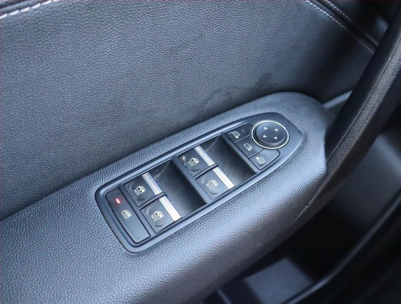 Renault Captur (2023) Intens 1.3 TCe - fotka 15 z 16